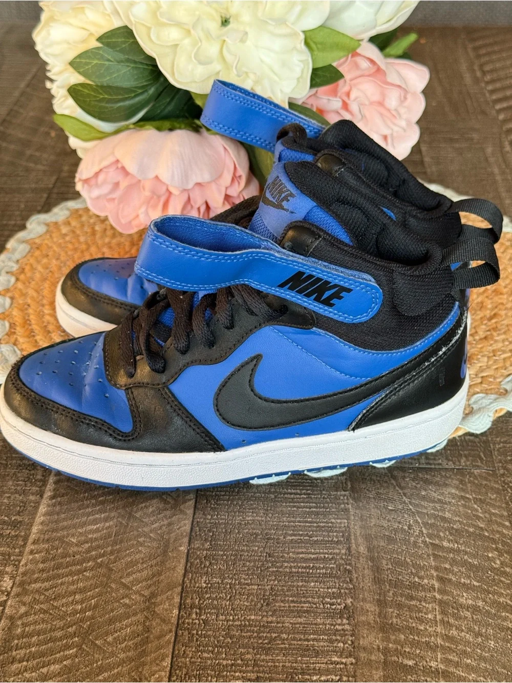 Nike Kids Blue and Black High-Top Sneakers with Strap